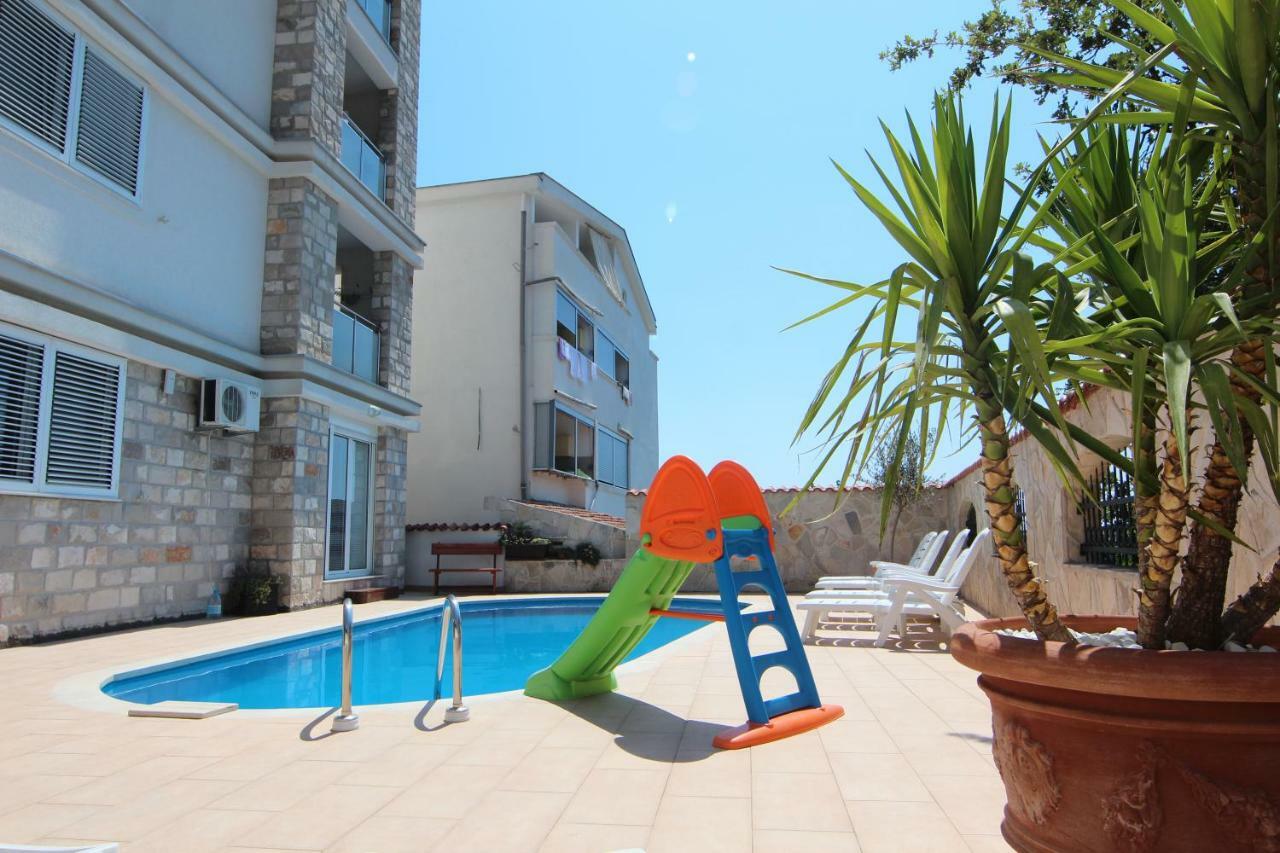 Lux M & A Apartments 부드바 외부 사진
